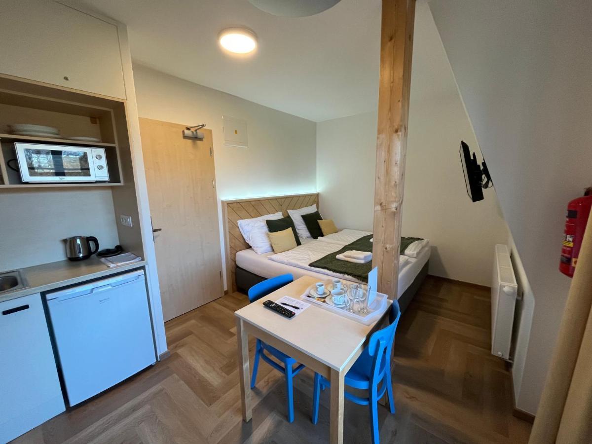 Hotel Edvard Frenstat pod Radhostem Ngoại thất bức ảnh